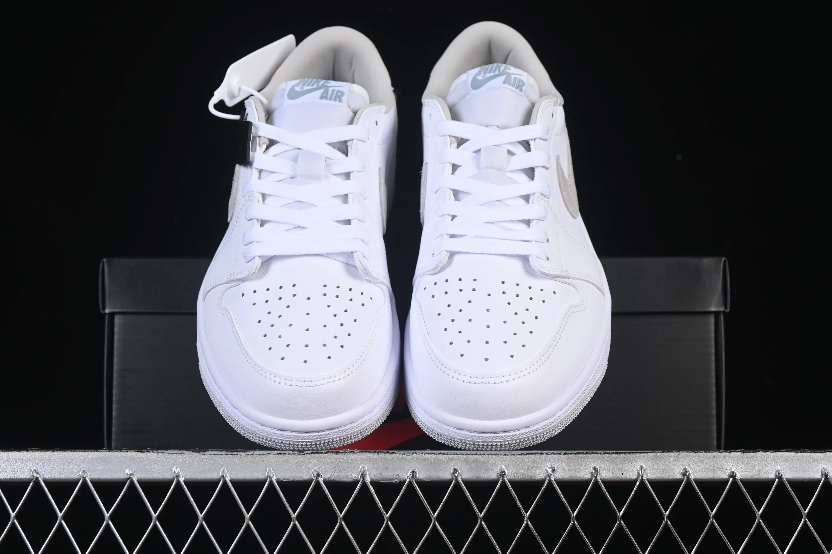 All categories Air Jordan Jordan series basketball shoes Air Jordan 1 Low Air Jordan 1 Low OG "Neutral Grey" AJ1 Joe 1 simple white gray low-top cultural casual sneakers CZ0775-100
